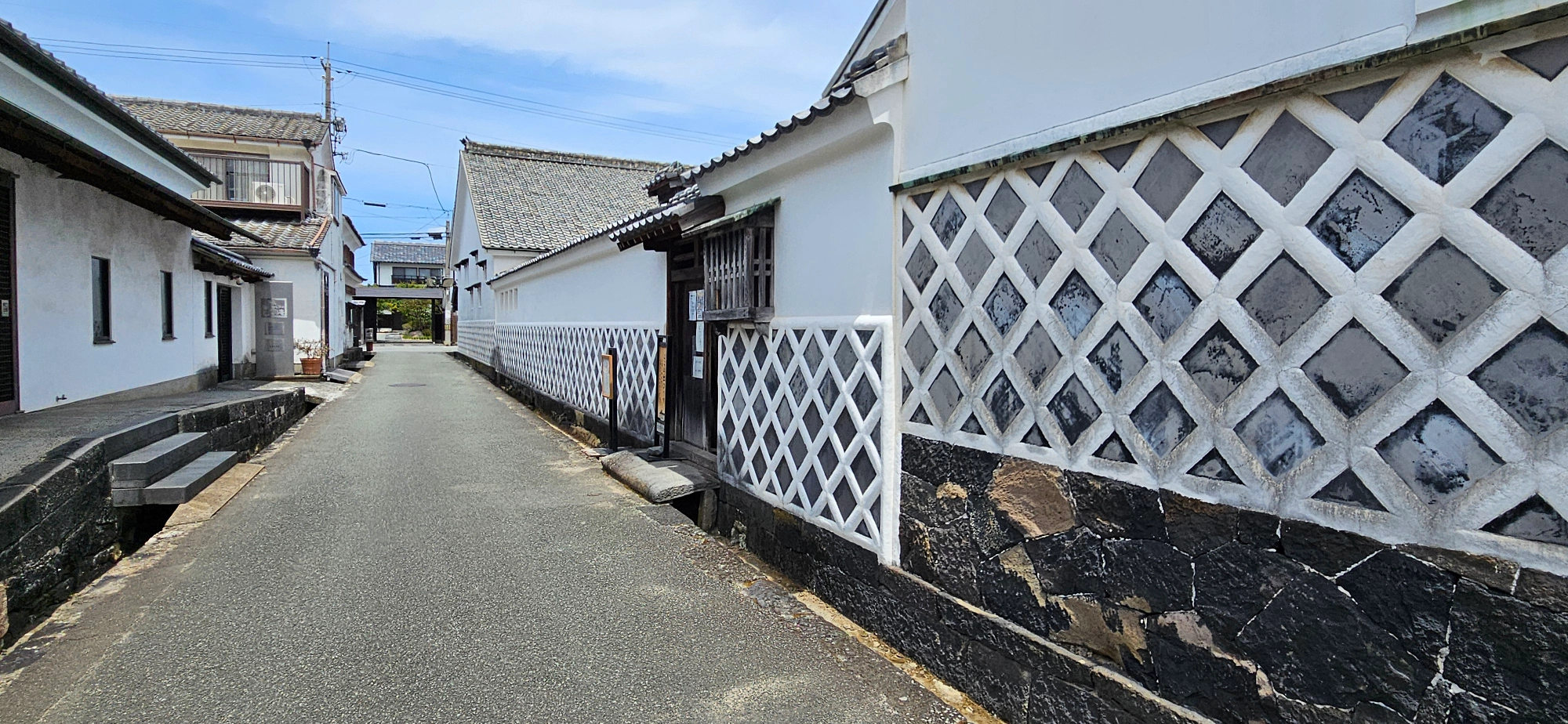 菊屋家住宅そば